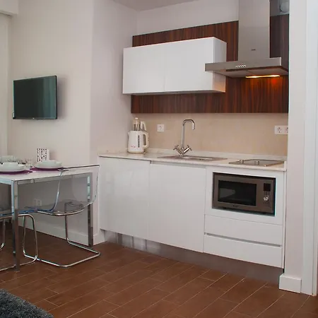 Pine City Apartment *