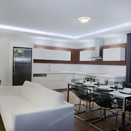 Pine City Apartment Kusadasi
